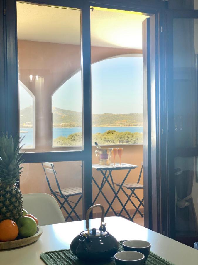 Homey Experience - Navy Sea View Apartments Olbia Exteriör bild